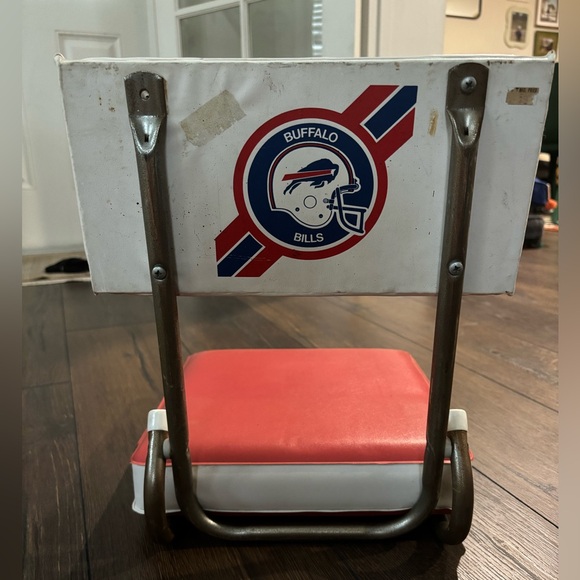 Vintage Buffalo Bills Stadium Chair - Picture 6 of 7